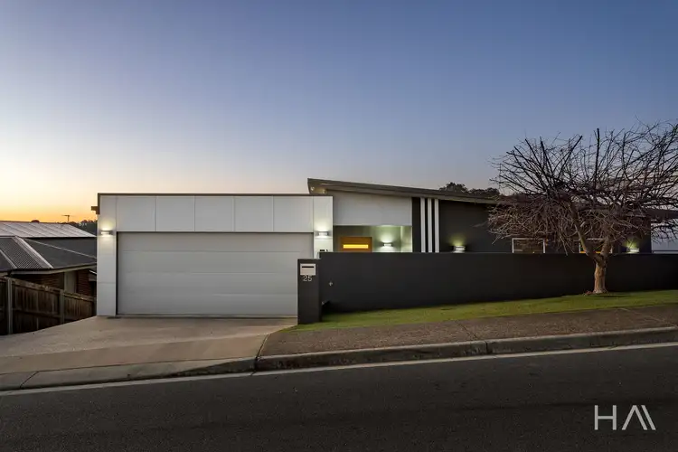 25 Leonard Street, South Launceston TAS 7249