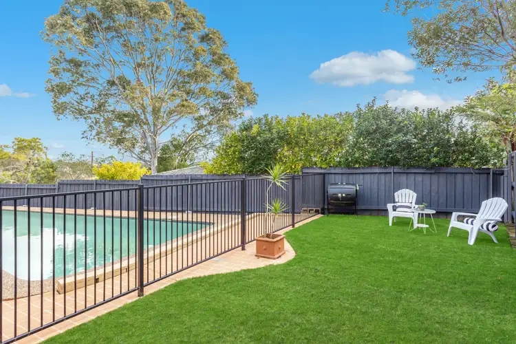 Sixth view of Homely house listing, 2 Simon Place, Hornsby Heights NSW 2077