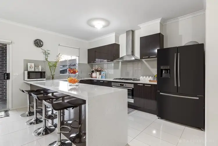 Sixth view of Homely house listing, 5 Weatherall Way, Keysborough VIC 3173