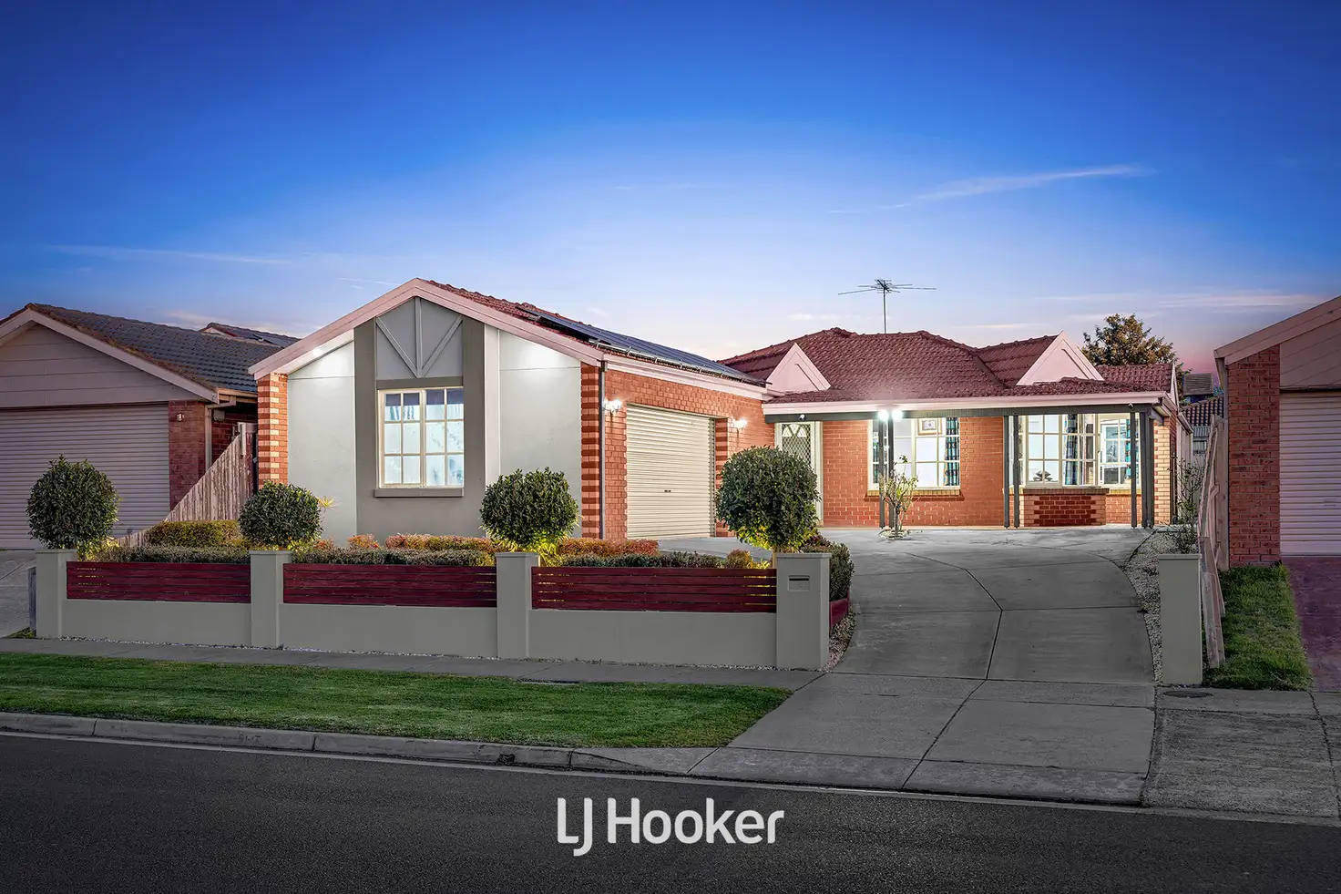Main view of Homely house listing, 10 Hamilton Drive, Cranbourne North VIC 3977