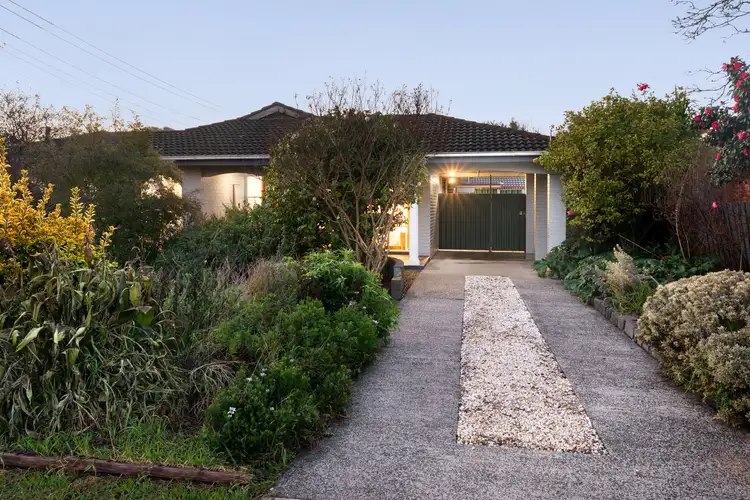 13 Hillview Drive, Kilsyth VIC 3137