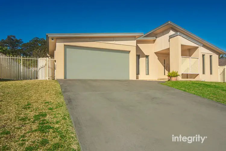 53 Warrigal Street, Nowra NSW 2541