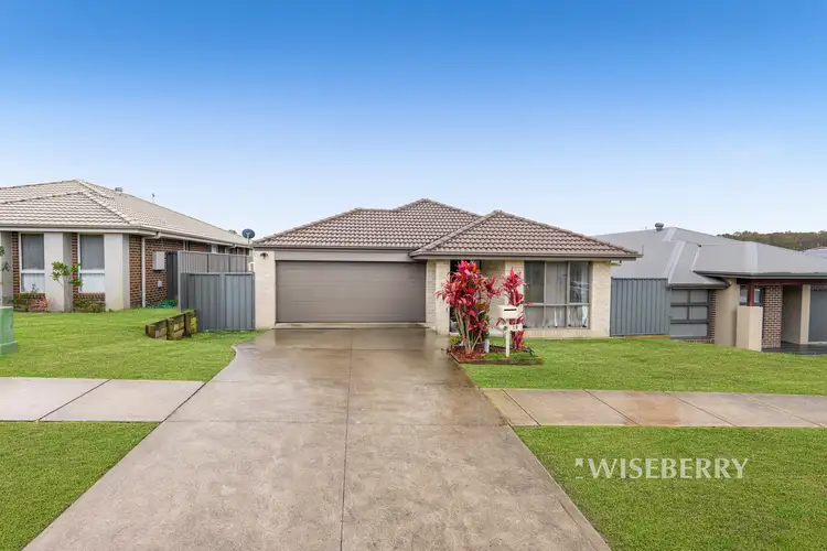 19 Clydesdale Street, Wadalba NSW 2259