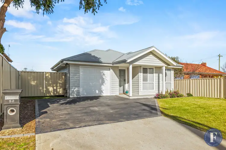 52 Crown Street, Cootamundra NSW 2590