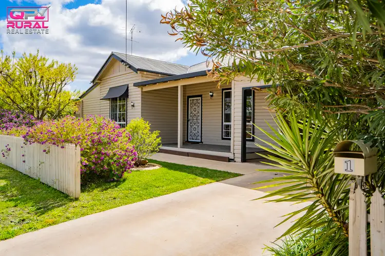 1 Grosvenor Street, Narrandera NSW 2700