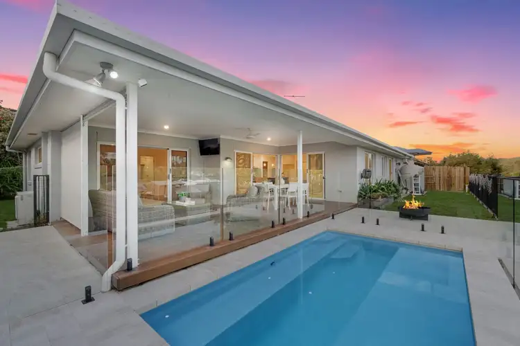 10 Butlers Close, Upper Kedron QLD 4055
