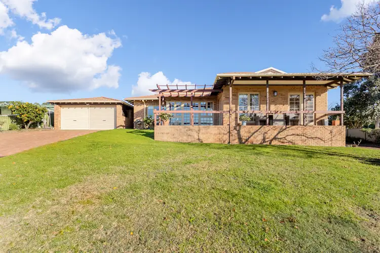 1/8 Mansfield Street, South Bunbury WA 6230