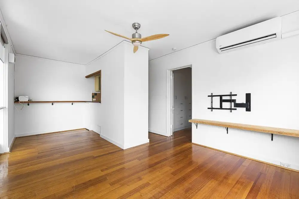 Main view of Homely unit listing, 1/39 Myrnong Crescent, Ascot Vale VIC 3032