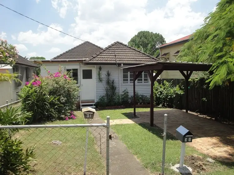 31 Mitre Street, St Lucia QLD 4067