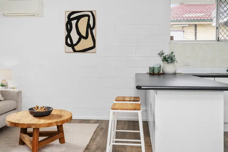 Fifth view of Homely house listing, 2/13 Meredith Crescent, Raymond Terrace NSW 2324