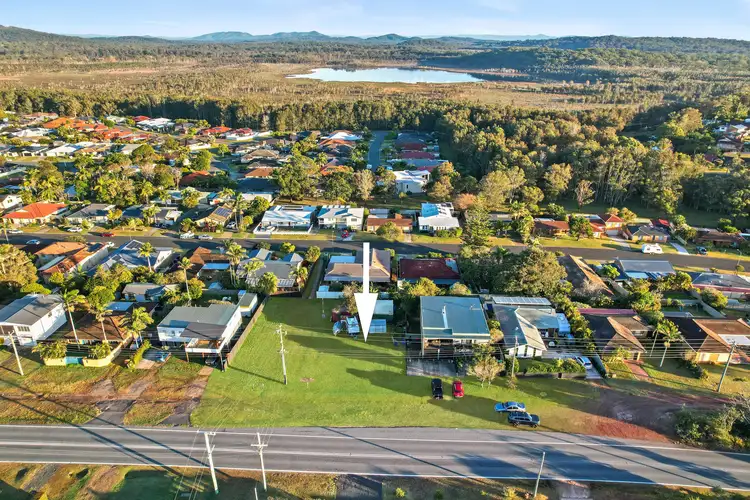 1553 Ocean Drive, Lake Cathie NSW 2445