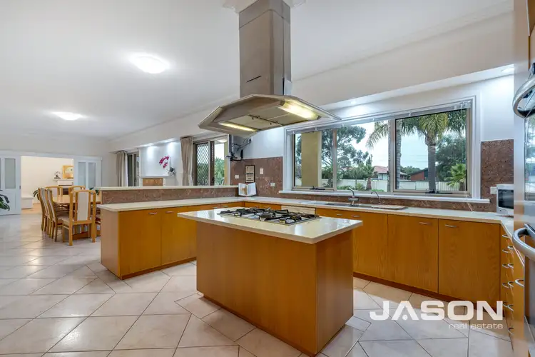 Sixth view of Homely house listing, 10 Stirling Close, Greenvale VIC 3059