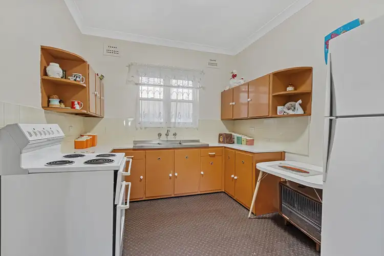 Fifth view of Homely house listing, 33 Girraween Avenue, Como NSW 2226