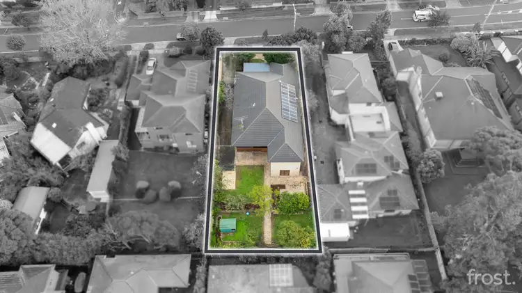 8 St Johns Wood Road, Mount Waverley VIC 3149