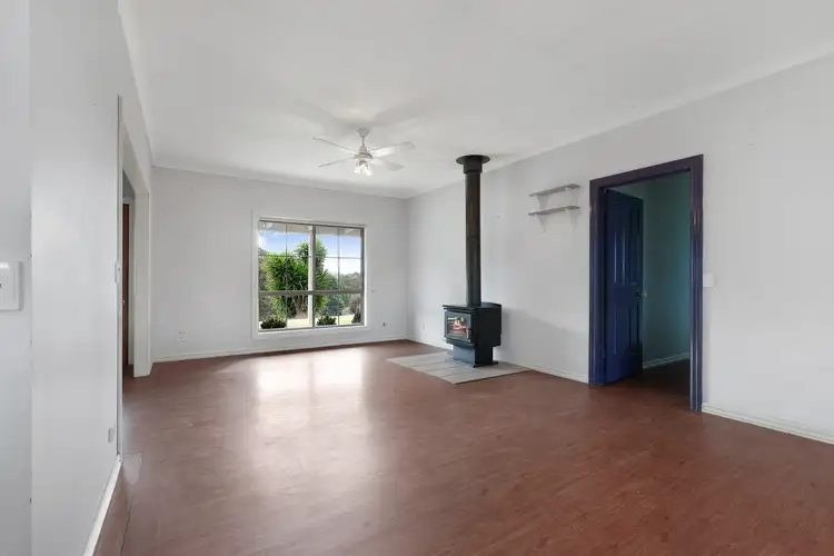 Sixth view of Homely house listing, 15 Peart Street, Bairnsdale VIC 3875