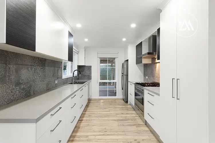 99 Quinns Parade