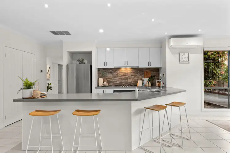 Fourth view of Homely house listing, 7 Flinders Chase, Sandhurst VIC 3977