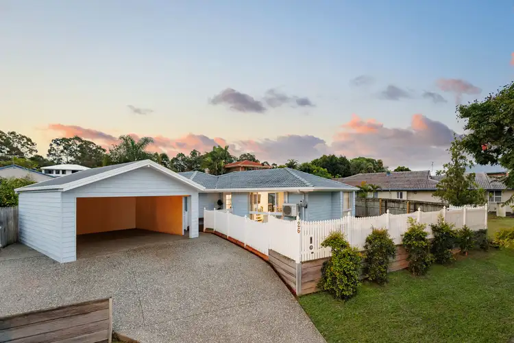 26 Avondale Road, Sinnamon Park QLD 4073