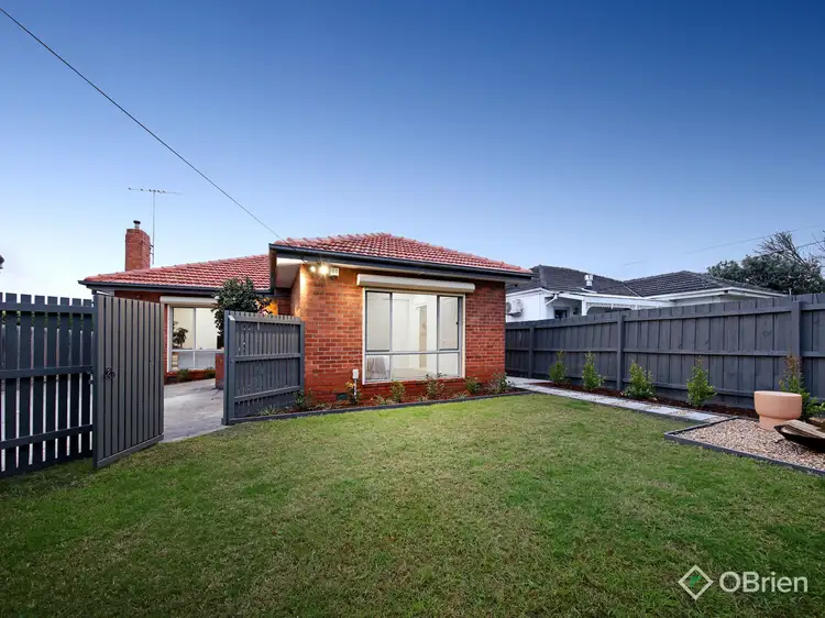Main view of Homely townhouse listing, 1/23 Golf Road, Oakleigh South VIC 3167