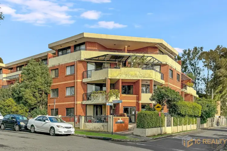 22/2-8 Kitchener Avenue, Regents Park NSW 2143