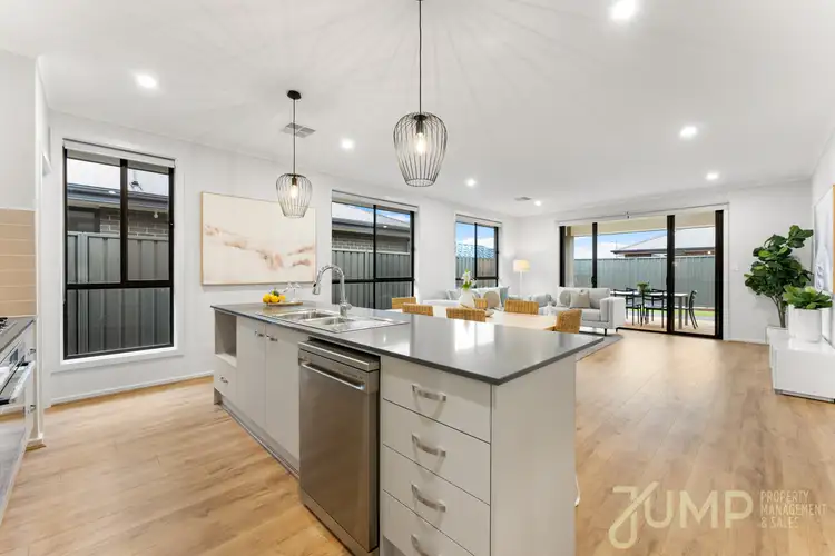 10 Fuchsia Street, Andrews Farm SA 5114