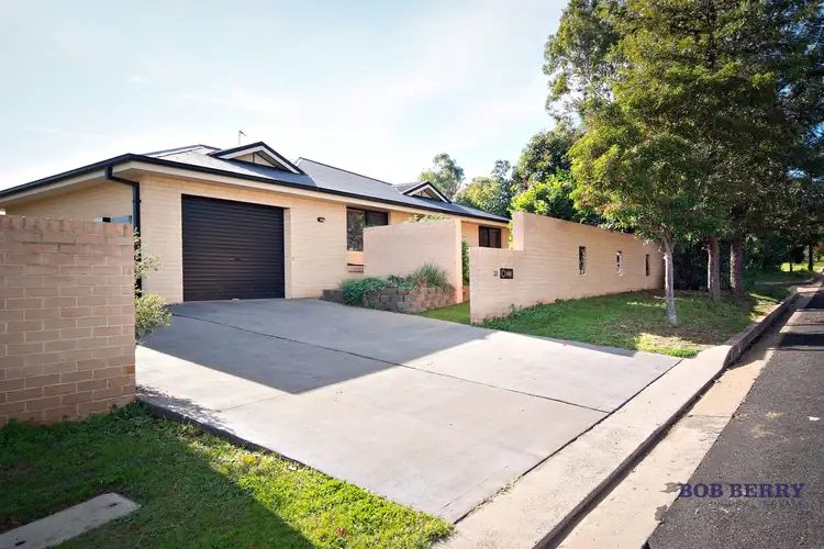 22 Ronald Street