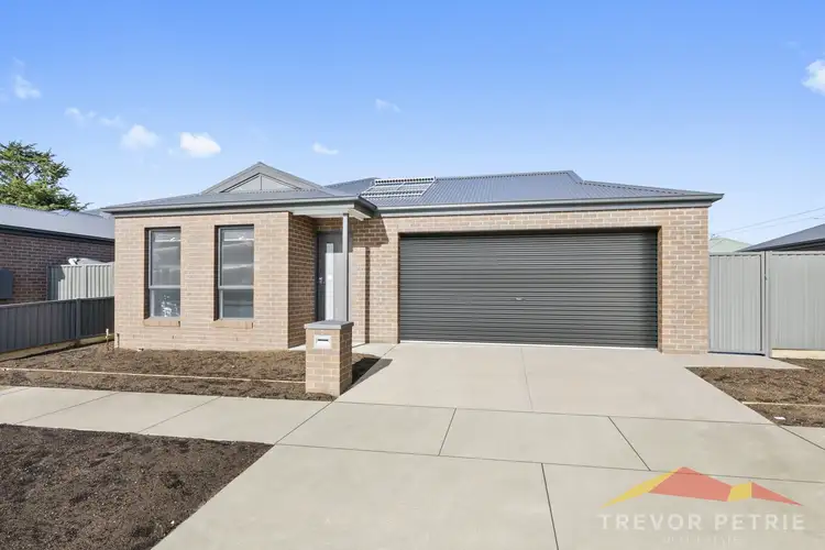 2a Taylor Street, Sebastopol VIC 3356