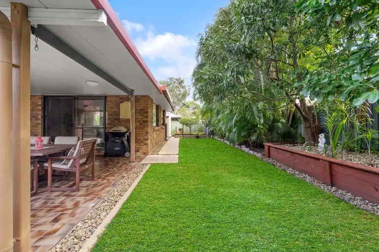 Fifth view of Homely house listing, 10 Paradise Court, Clontarf QLD 4019