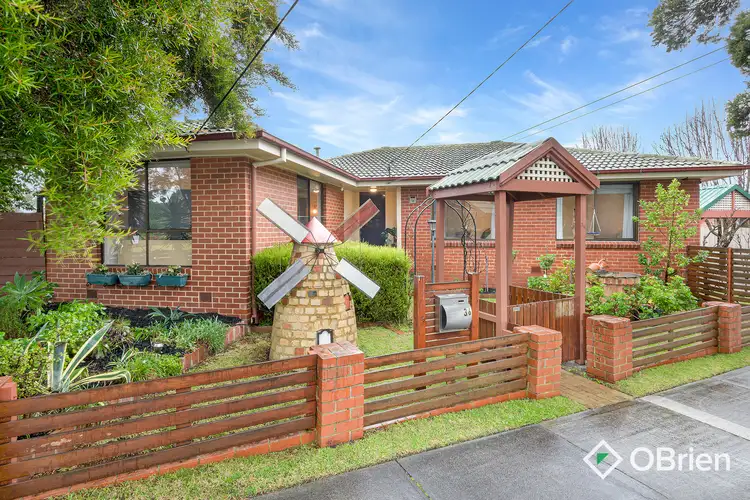 36 Mulberry Crescent, Frankston North VIC 3200