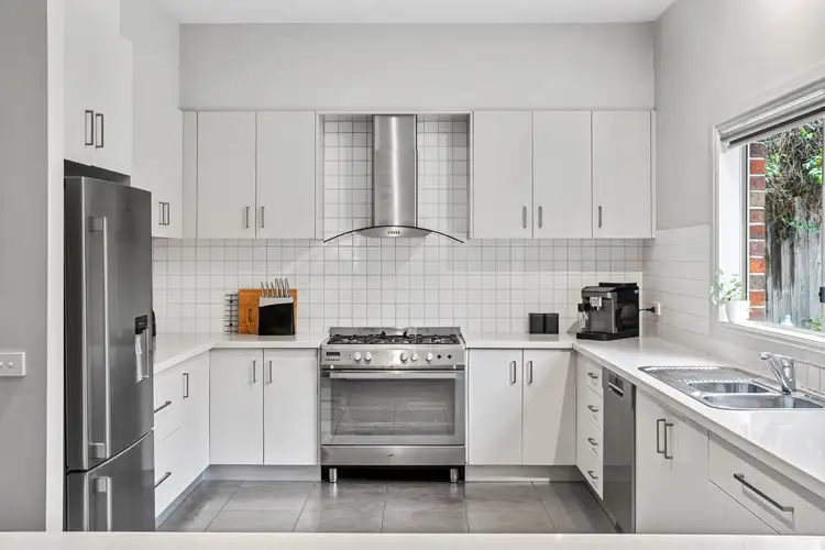 Fifth view of Homely unit listing, 2/38 Oakern Street, Mount Waverley VIC 3149