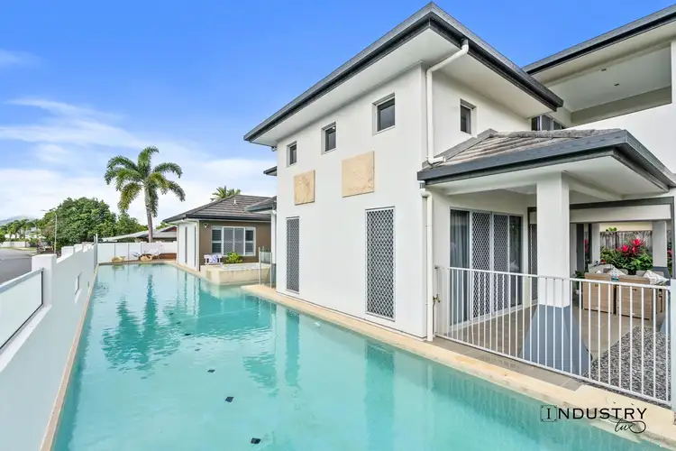 2 Bushlark Place, Smithfield QLD 4878