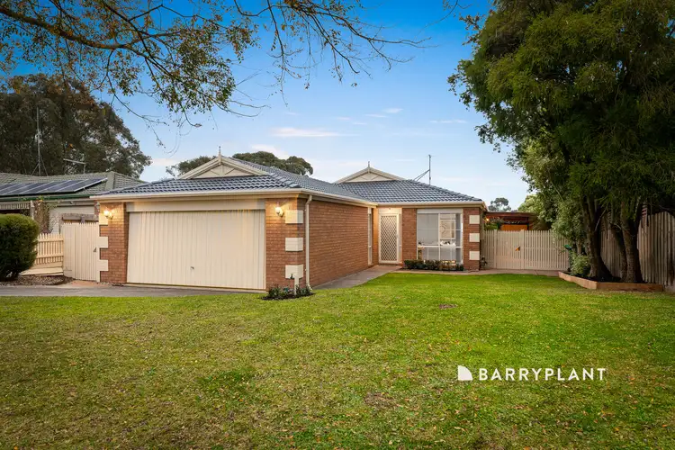 2 Wanderer Court, Berwick VIC 3806
