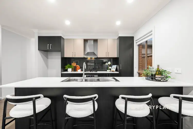 Fifth view of Homely house listing, 35 Bendigo Court, Cranbourne VIC 3977