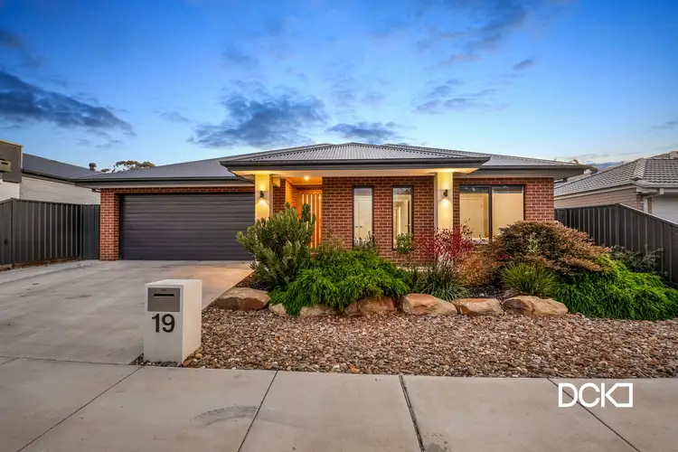 19 McEniry Way, Strathfieldsaye VIC 3551