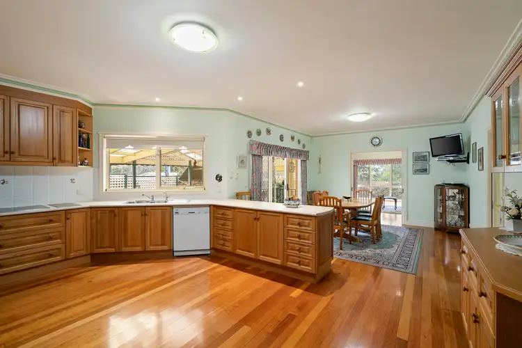 Fifth view of Homely house listing, 17 River Park Court, Werribee VIC 3030