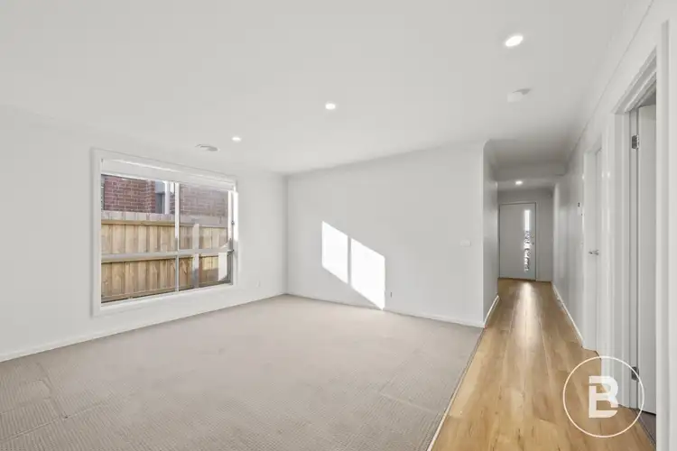 Second view of Homely house listing, 30 Dante Crescent, Bonshaw VIC 3352
