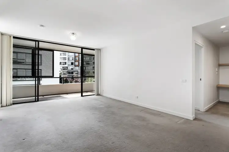 201W/7 Lardelli Drive