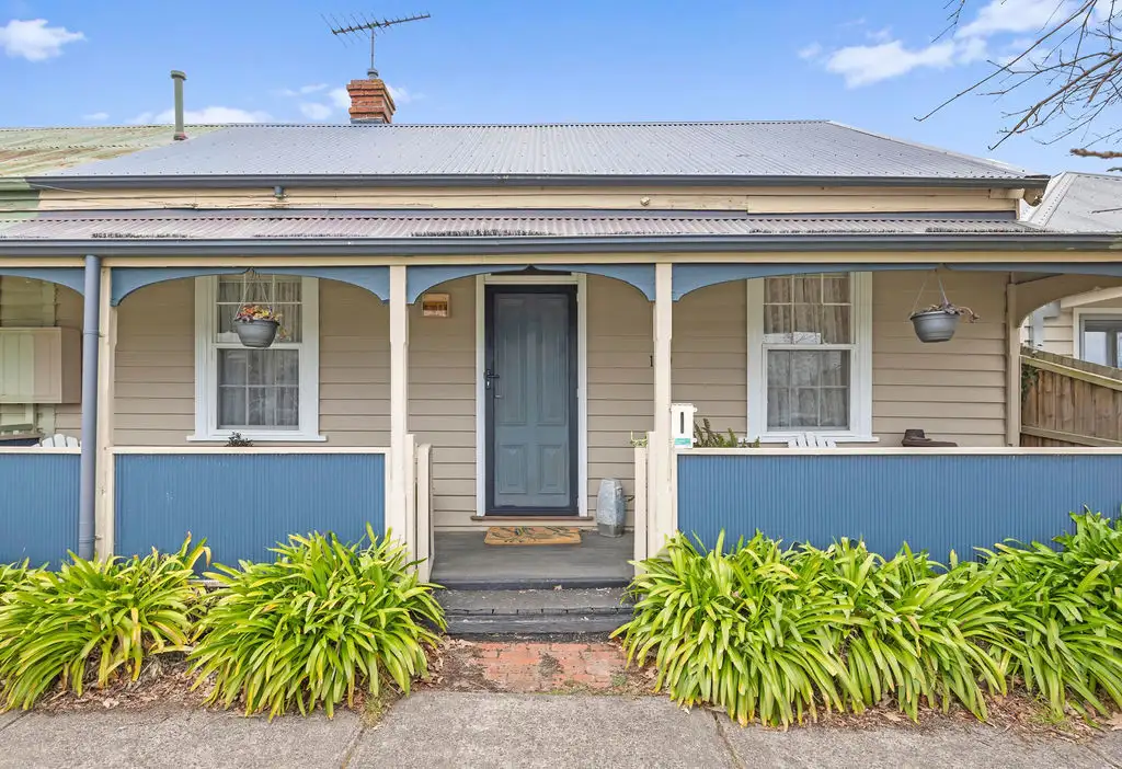 Main view of Homely unit listing, 2/169 Inglis Street, Ballan VIC 3342
