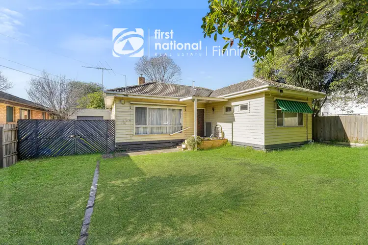 2 Scott Street, Cranbourne VIC 3977