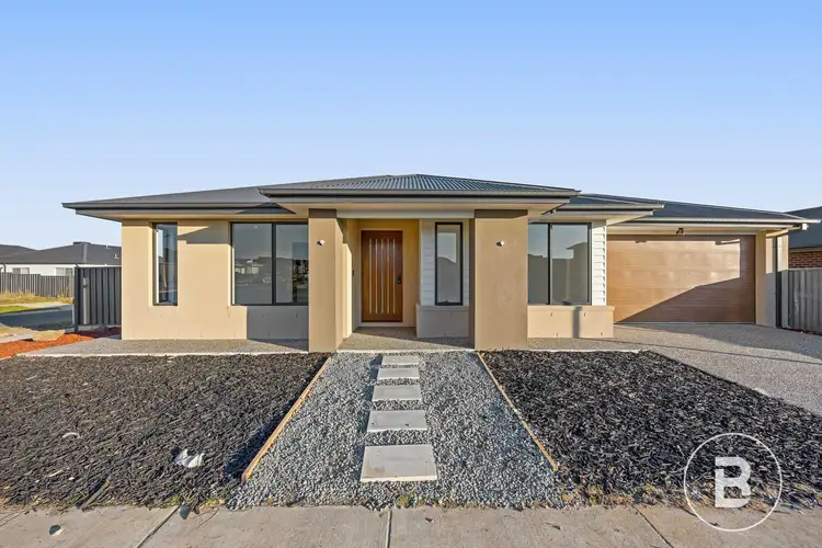 26 Adrianus Street, Alfredton VIC 3350