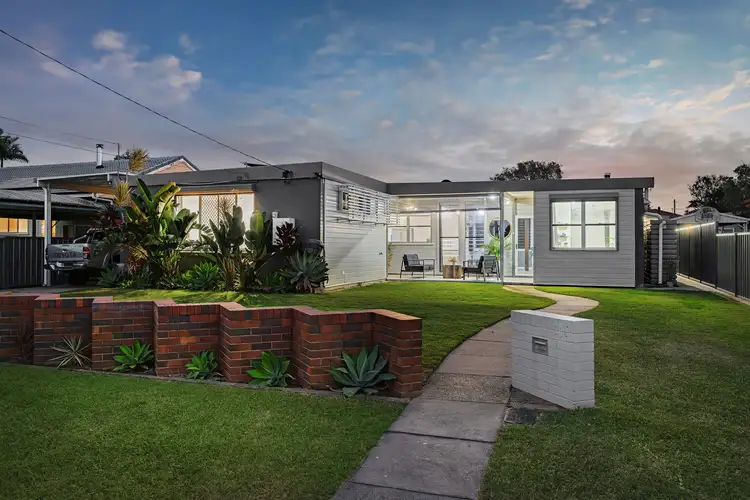 11 Natasha Street, Wynnum West QLD 4178