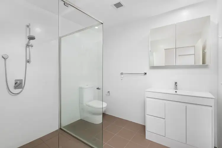 Sixth view of Homely apartment listing, 2/10 Belair Close, Hornsby NSW 2077