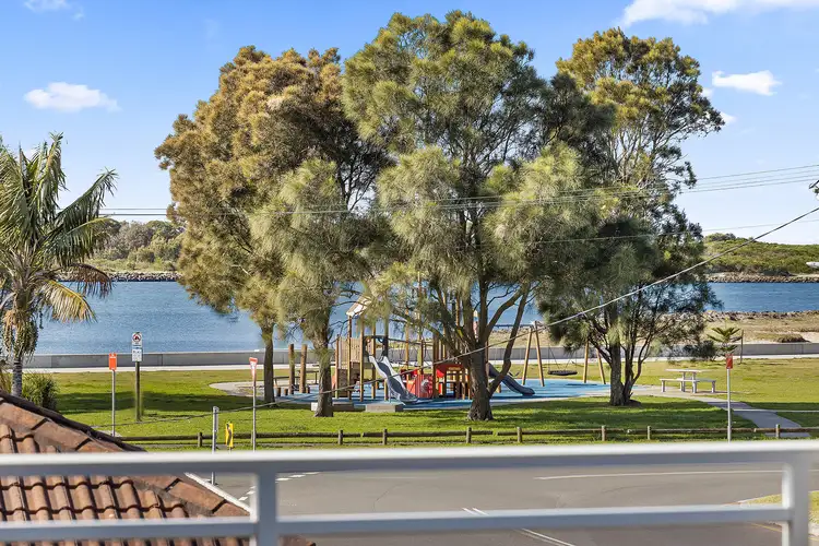 Sixth view of Homely house listing, 33 View Street, Lake Illawarra NSW 2528