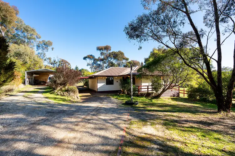 34 Doveton Street, Elphinstone VIC 3448