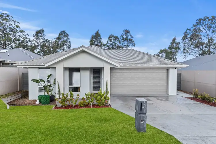 21 Wethered Crescent, North Rothbury NSW 2335