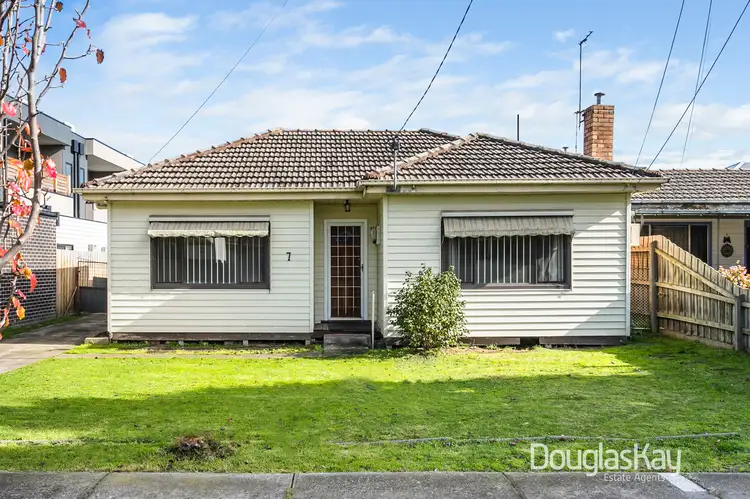 7 Lodden Street, Sunshine North VIC 3020