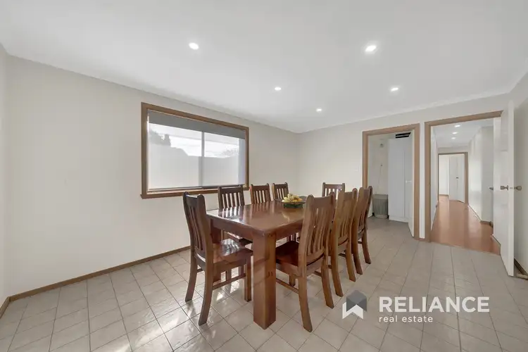 Fifth view of Homely house listing, 10 Lorikeet Court, Werribee VIC 3030