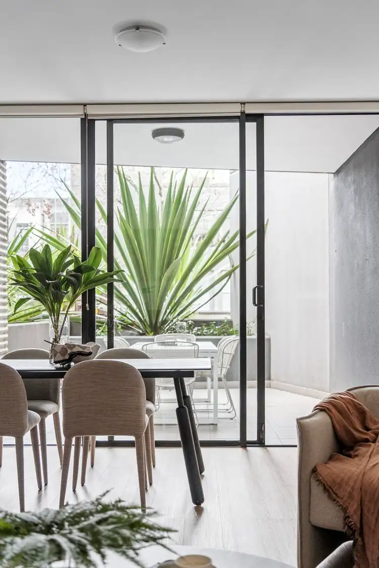 Second view of Homely apartment listing, 3/1 Domville Avenue, Hawthorn VIC 3122