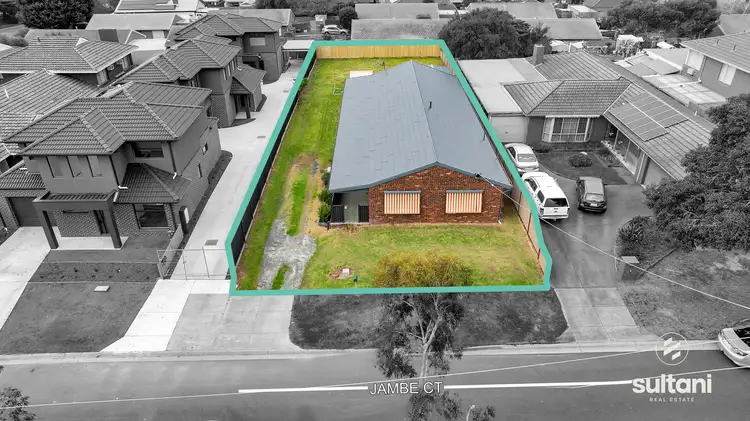 Second view of Homely house listing, 6 Jambe Court, Hampton Park VIC 3976