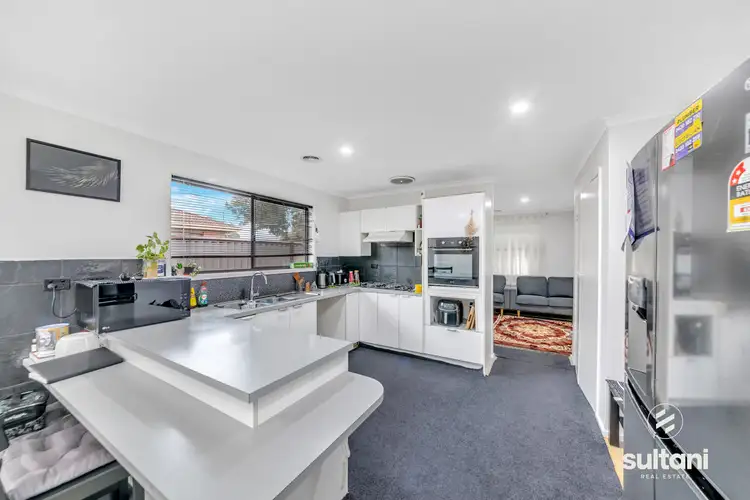 Fifth view of Homely house listing, 6 Jambe Court, Hampton Park VIC 3976